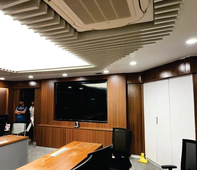 Office acoustic zoning for different workplace noise control requirements